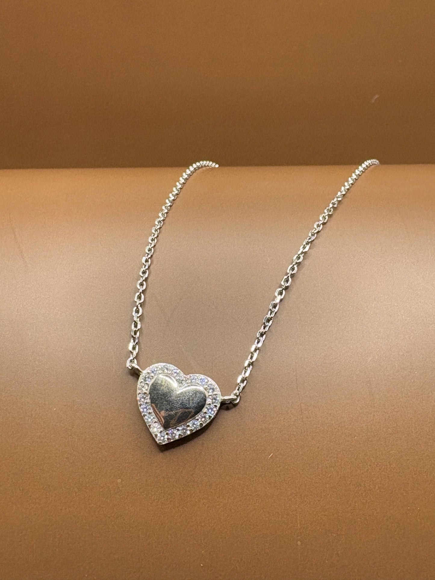 Sparkling heart Pendent set