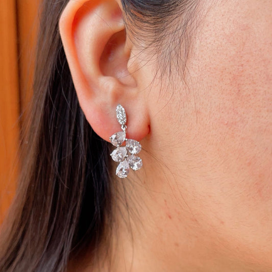 Twinkle Petals Earrings