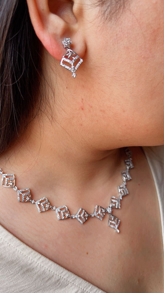 Diamond Lattice Necklace Set